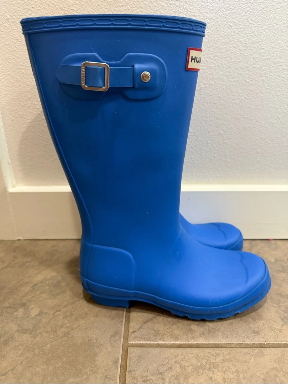 Hunter Tall Girls Rainboots- Blue, Size 3 US